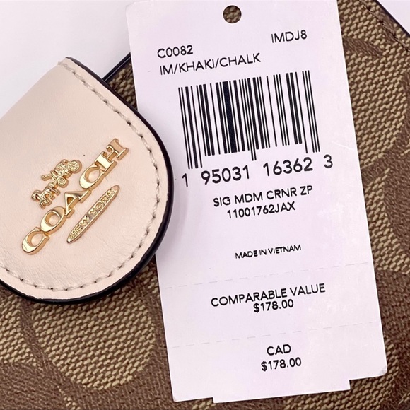 Coach Medium zip Wallet - Picture 3 of 6